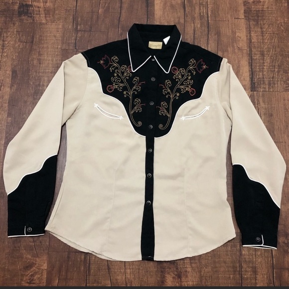 Vintage Tops - Vintage wrangler western embroidered shirt